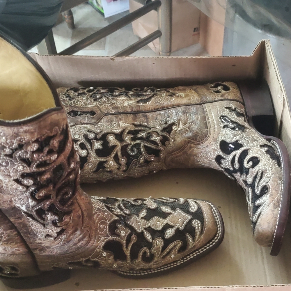 Corral women square toe western boots